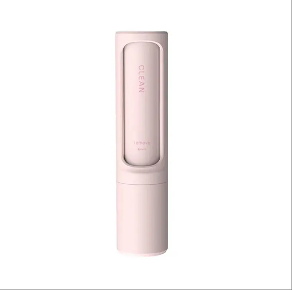 Remove Stubborn Pet Hair From Clothes & Furniture In Seconds