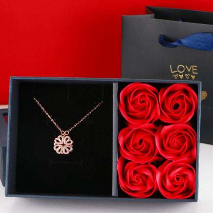 Diamond Four-Leaf Clover Necklace Rose Gift Box